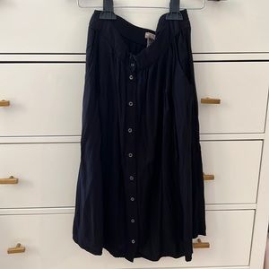 Black buttoned midi skirt
